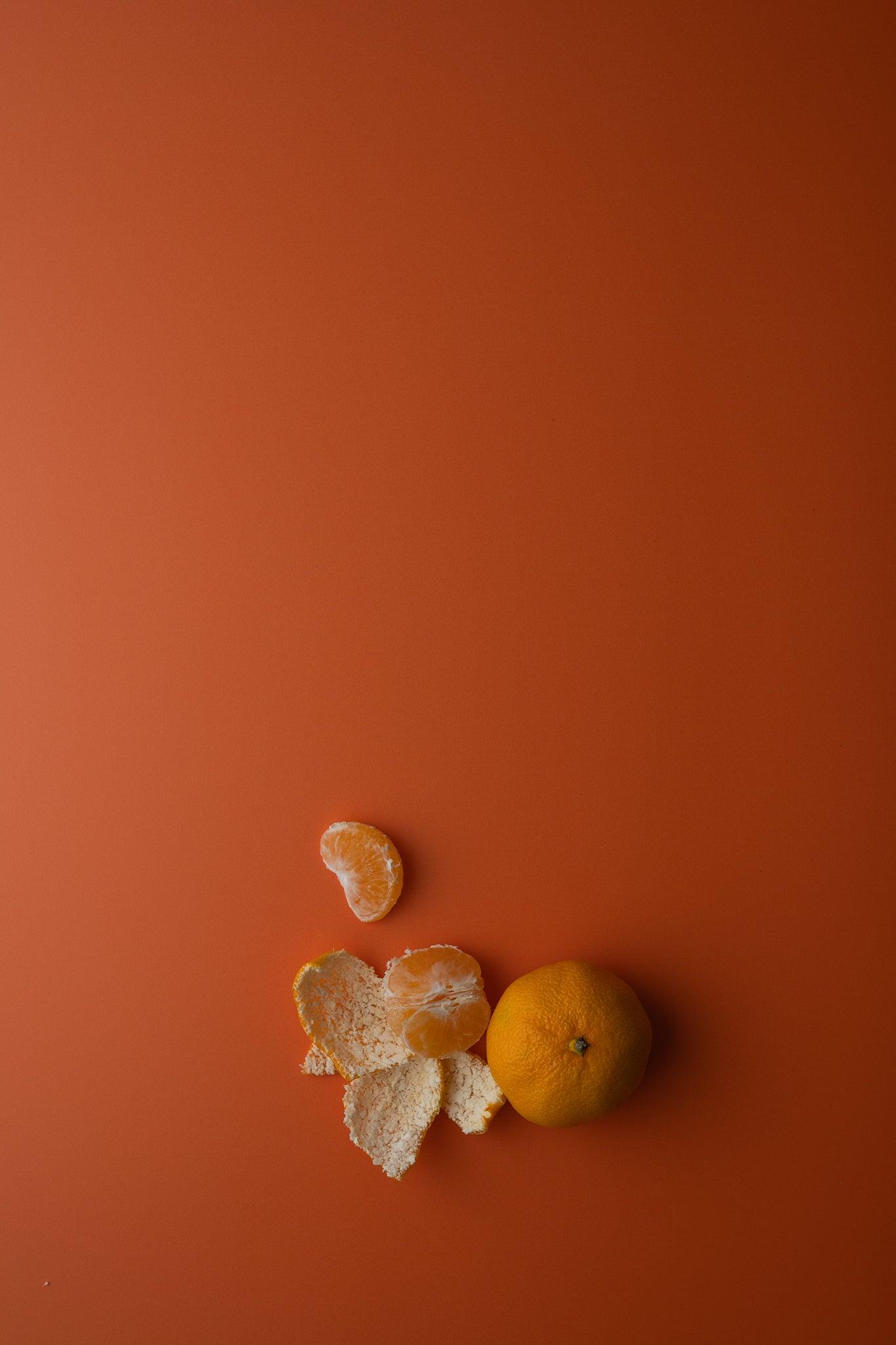 Backdrop „Mandarine“ – Kräftig orangener Fotohintergrund - BACKDROP SHOP